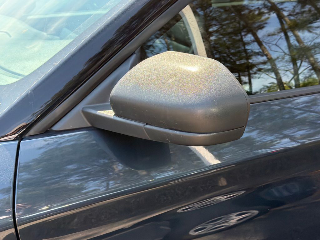 Thumbnail: 2022 Ford Explorer - 9