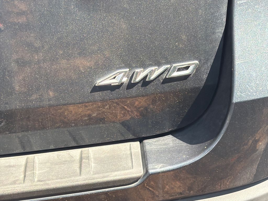 Thumbnail: 2022 Ford Explorer - 5