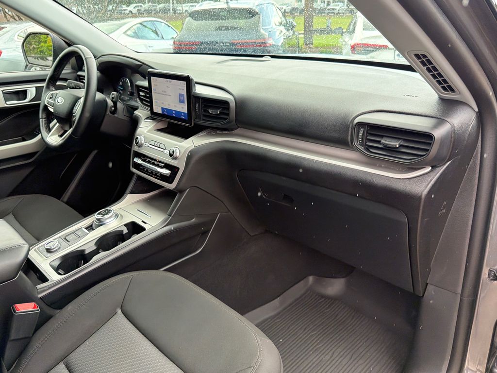 Thumbnail: 2024 Ford Explorer - 2