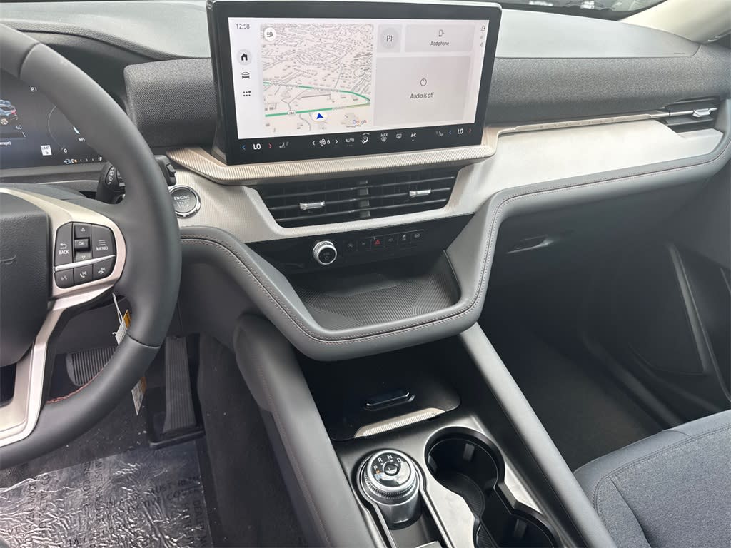 2025 Ford Explorer Active 28