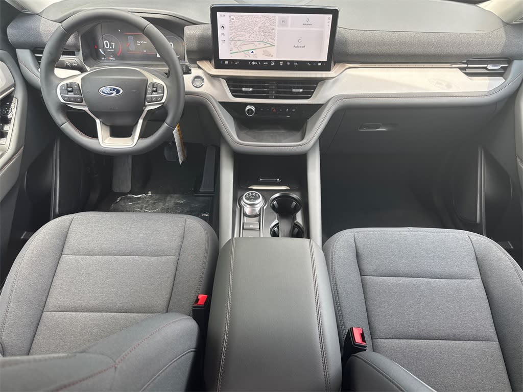 2025 Ford Explorer Active 8