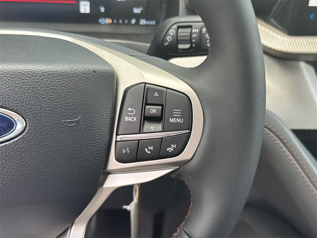 2025 Ford Explorer Active 27