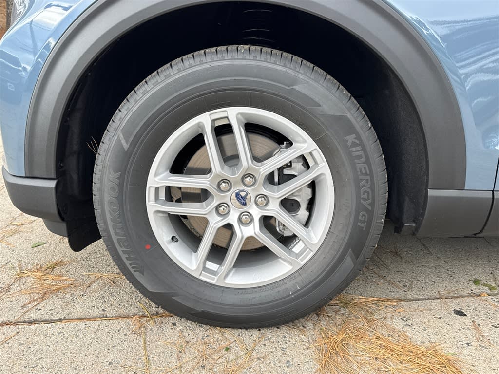 Thumbnail: 2026 Ford Explorer - 7