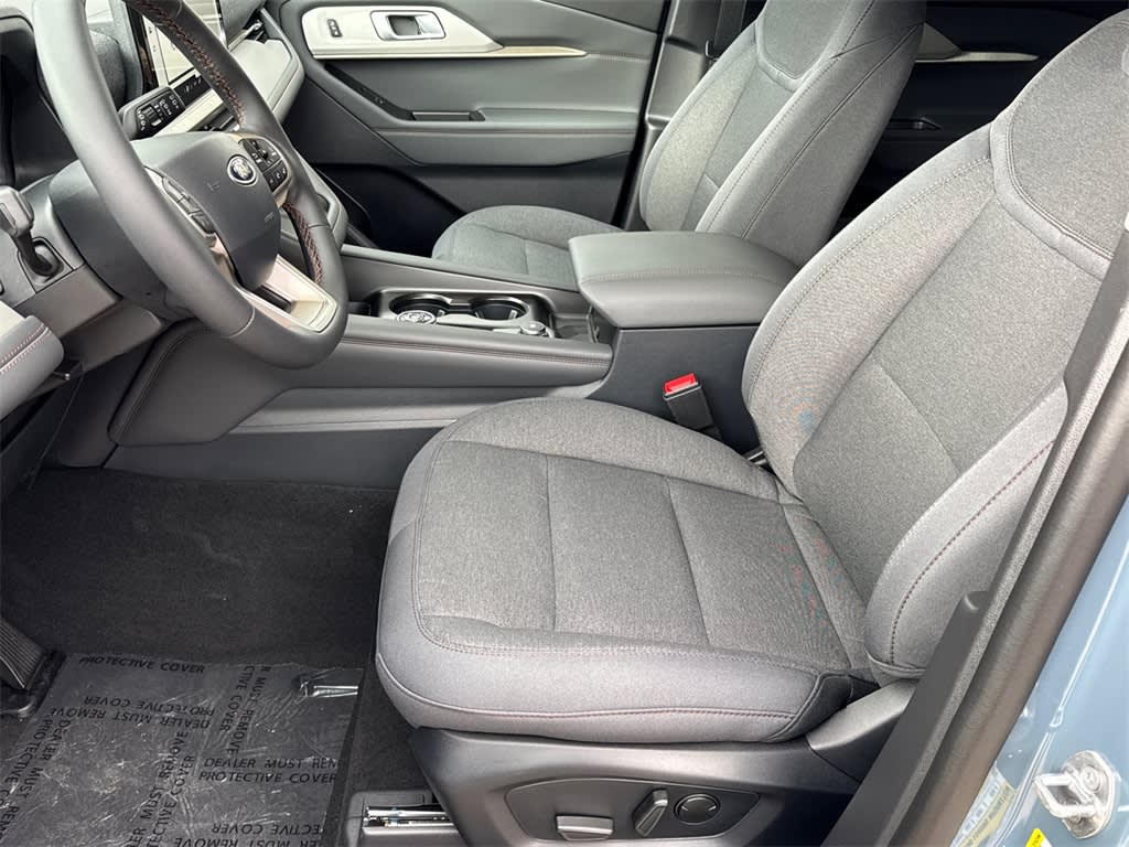 Thumbnail: 2026 Ford Explorer - 9