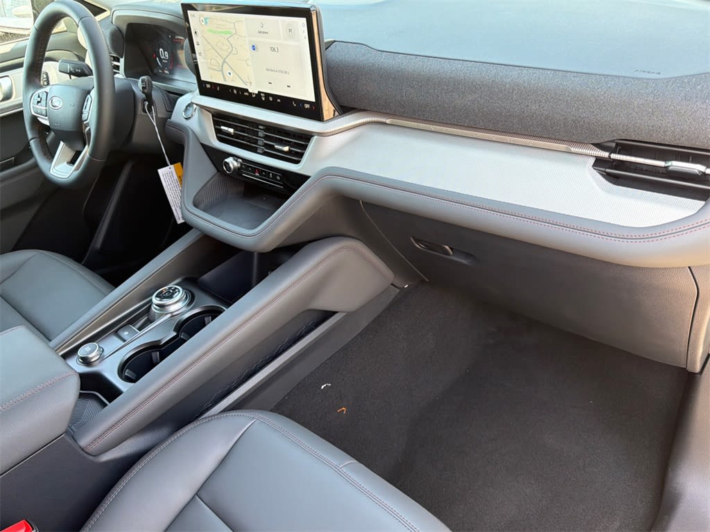 Thumbnail: 2026 Ford Explorer - 2