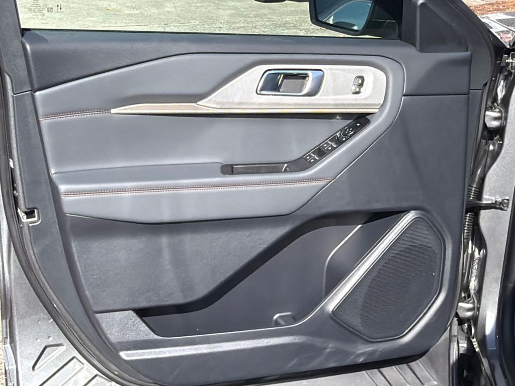 Thumbnail: 2026 Ford Explorer - 22