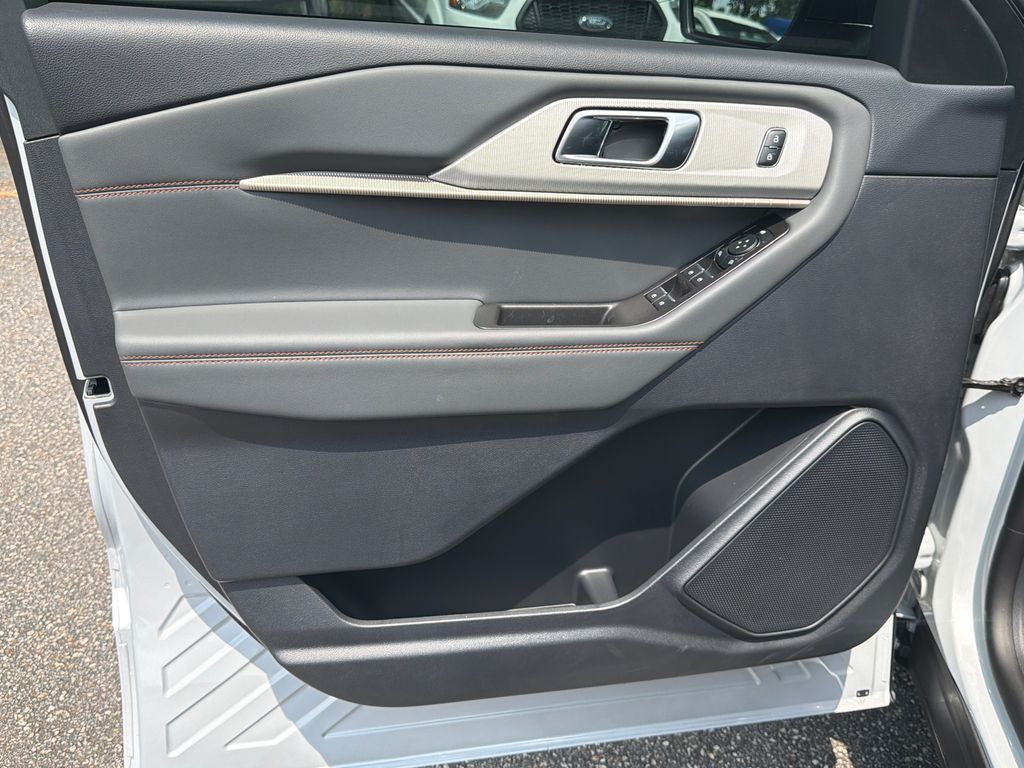 Thumbnail: 2026 Ford Explorer - 22