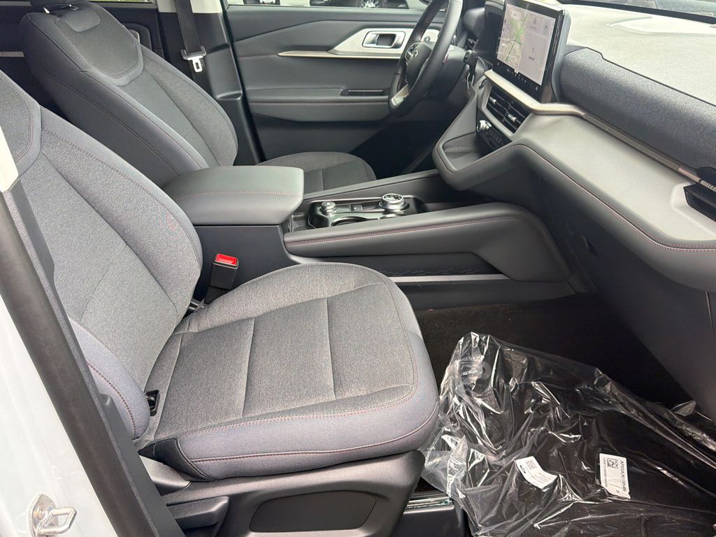 Thumbnail: 2026 Ford Explorer - 10