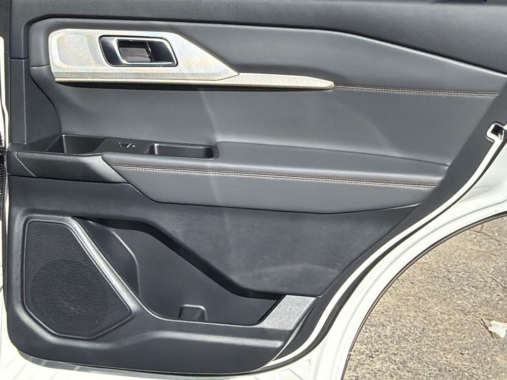 Thumbnail: 2026 Ford Explorer - 24