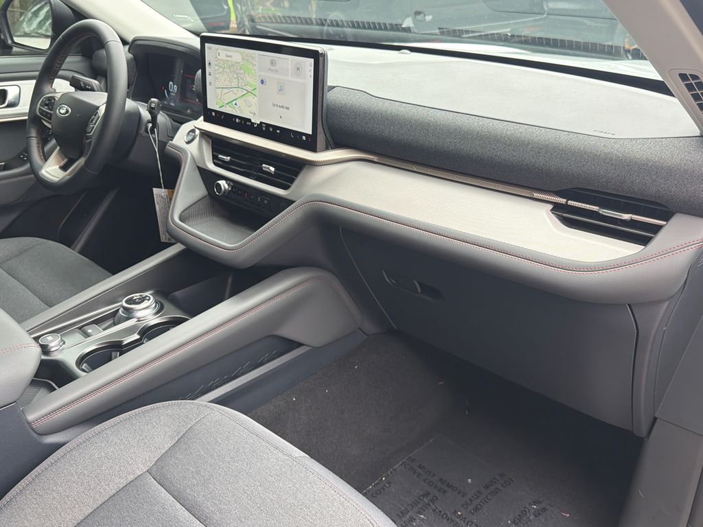 Thumbnail: 2026 Ford Explorer - 2