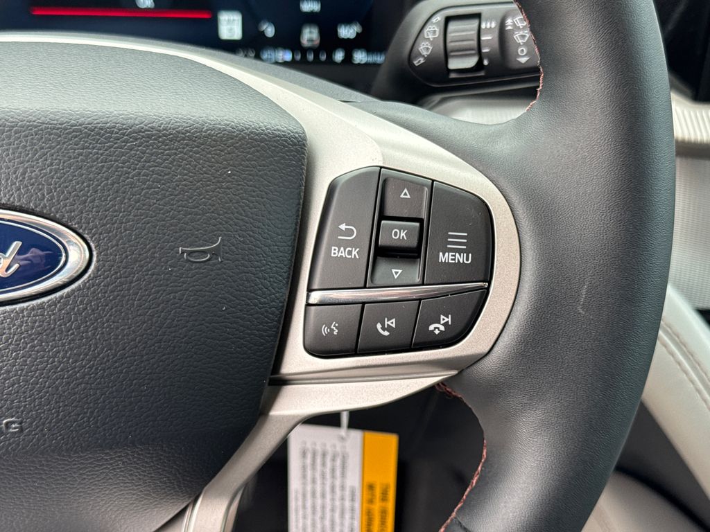 Thumbnail: 2026 Ford Explorer - 30