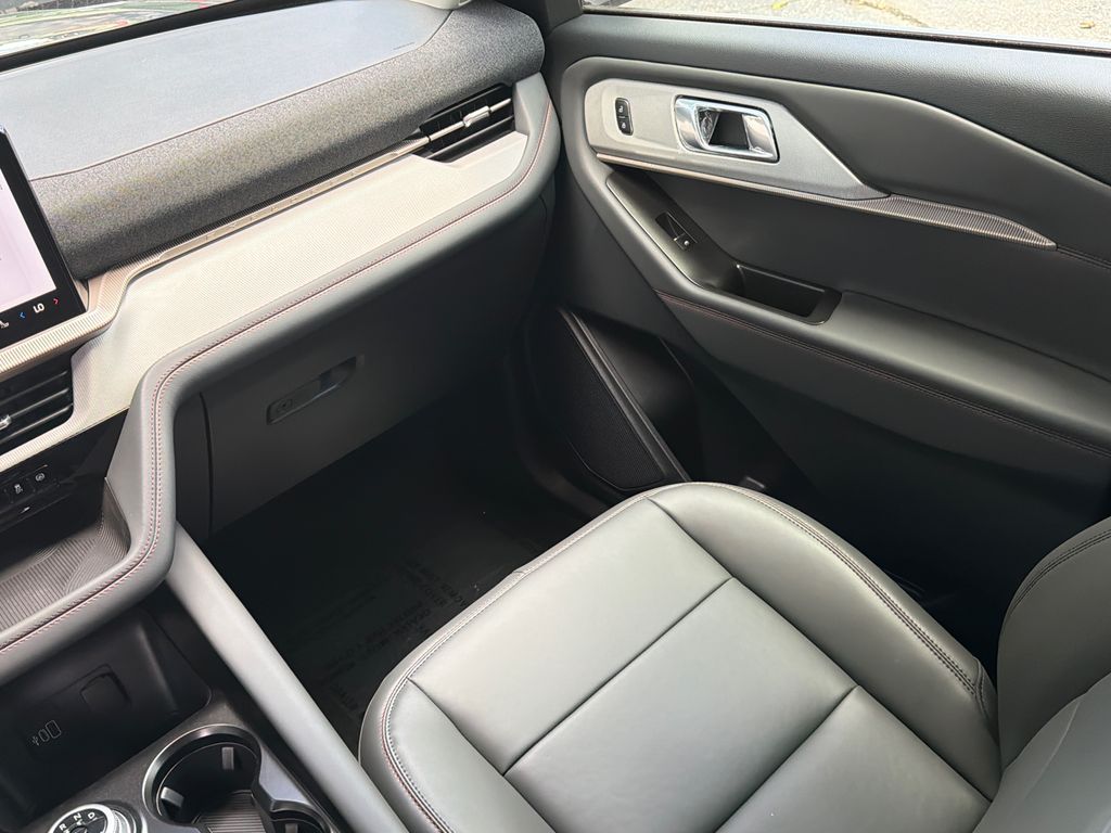 Thumbnail: 2026 Ford Explorer - 27