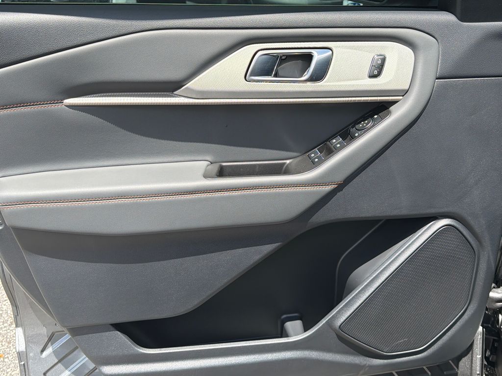 Thumbnail: 2026 Ford Explorer - 21