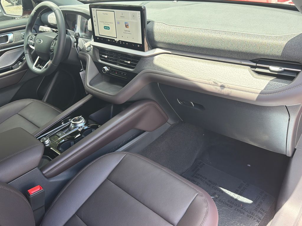 Thumbnail: 2026 Ford Explorer - 2
