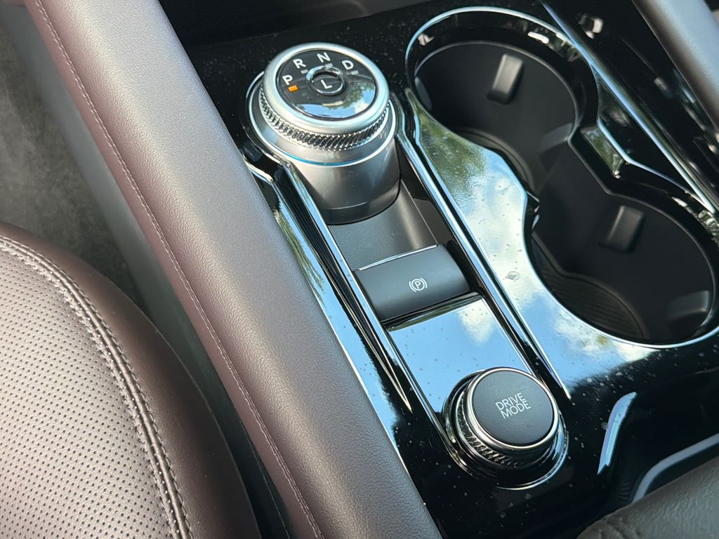 Thumbnail: 2026 Ford Explorer - 33