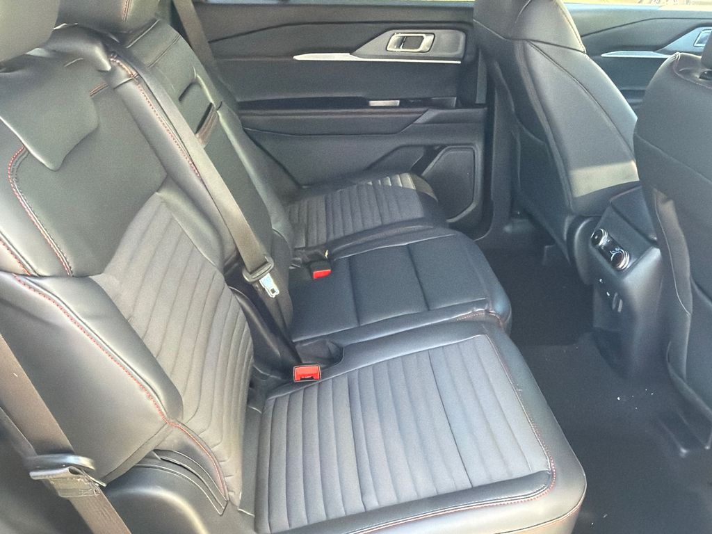 Thumbnail: 2026 Ford Explorer - 10