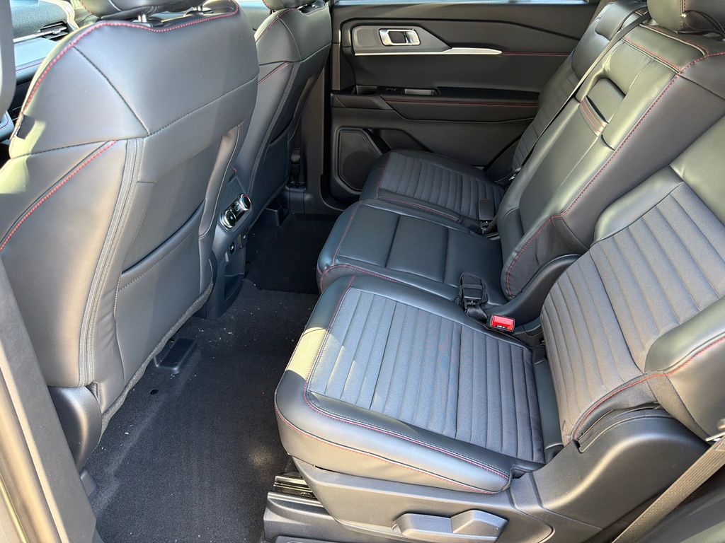 Thumbnail: 2026 Ford Explorer - 25