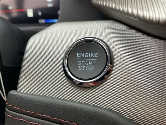 2025 Ford Explorer Active 21