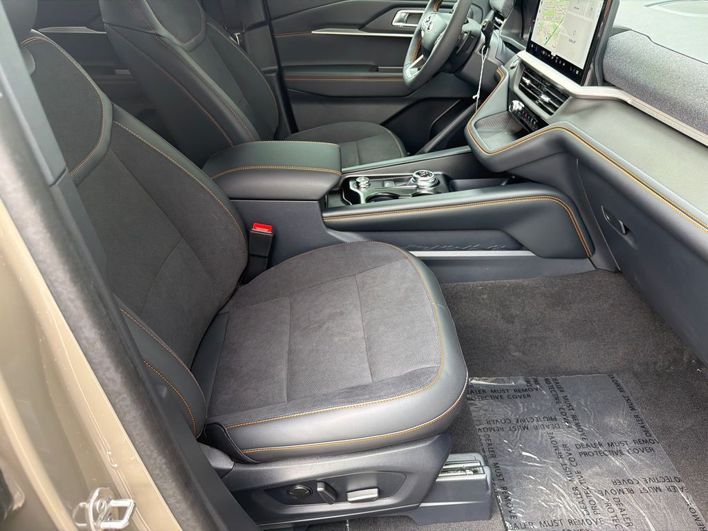 Thumbnail: 2026 Ford Explorer - 10