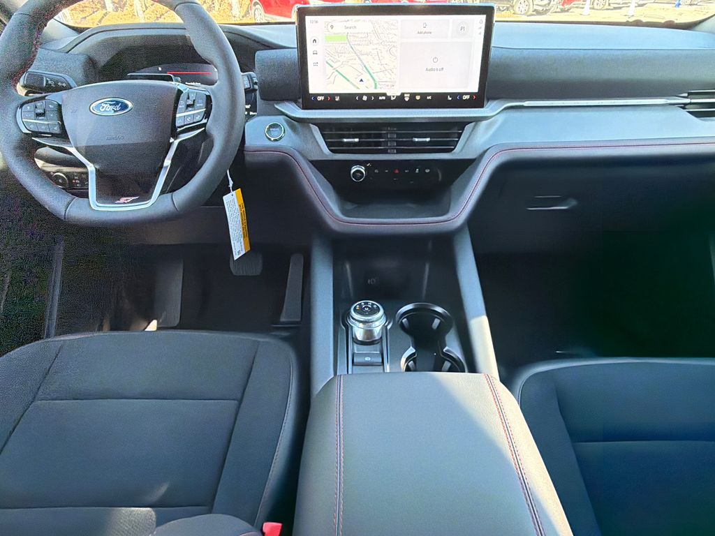 Thumbnail: 2026 Ford Explorer - 8