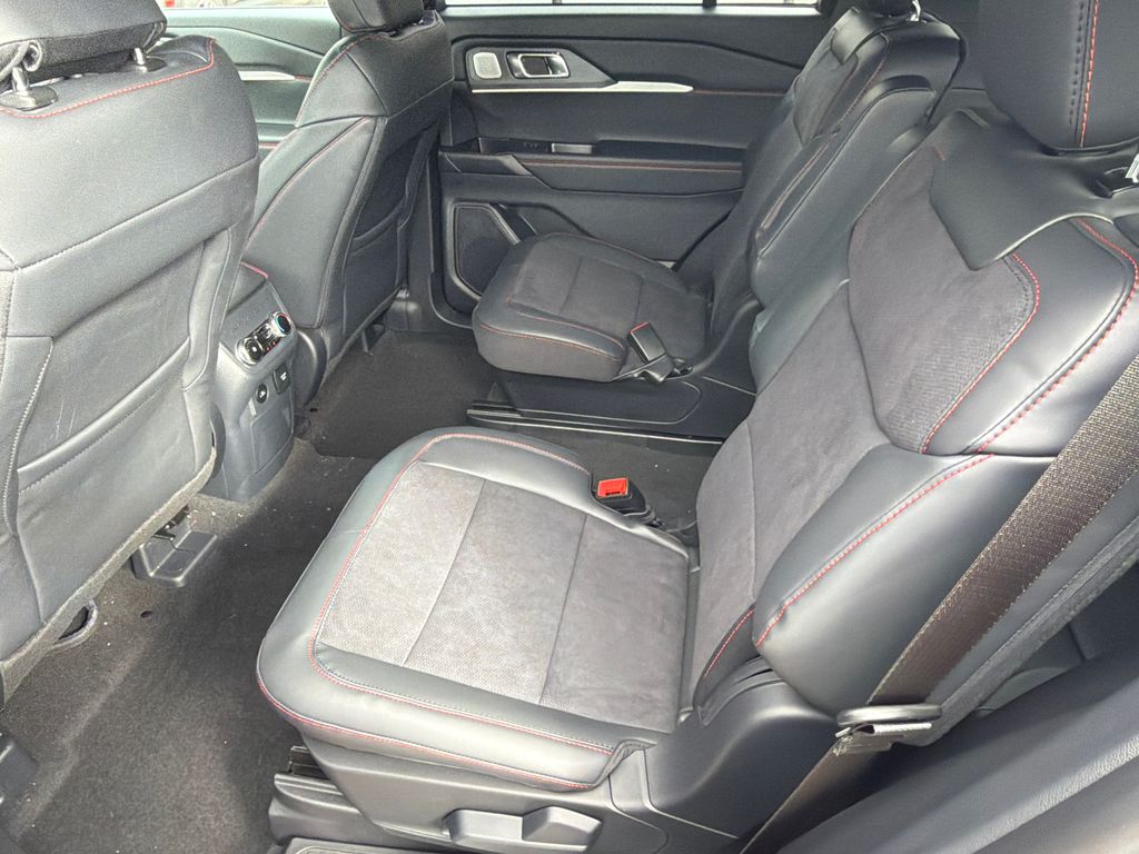 Thumbnail: 2026 Ford Explorer - 25