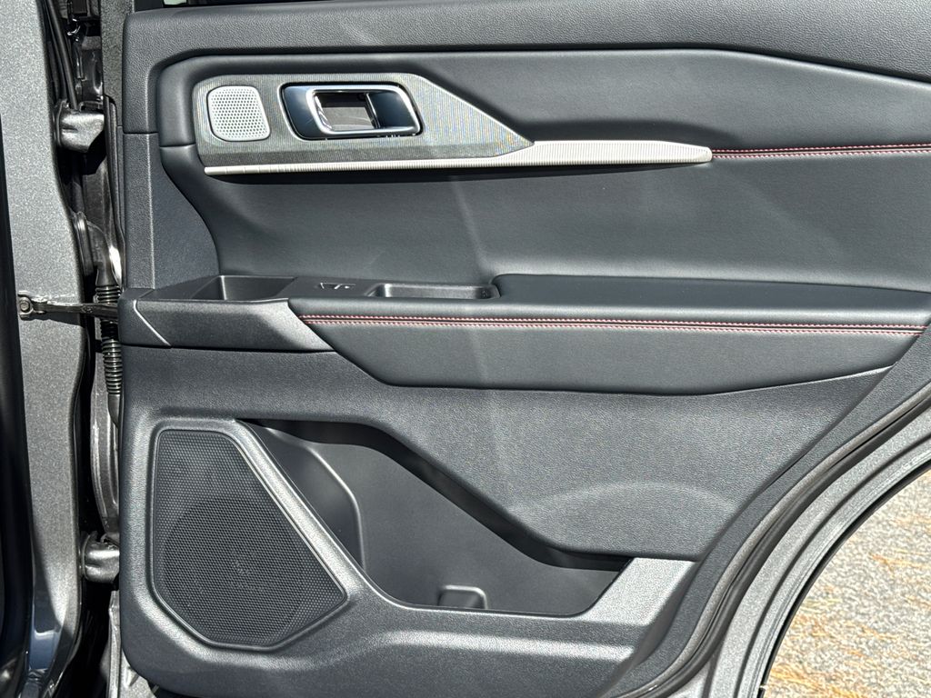 Thumbnail: 2026 Ford Explorer - 24