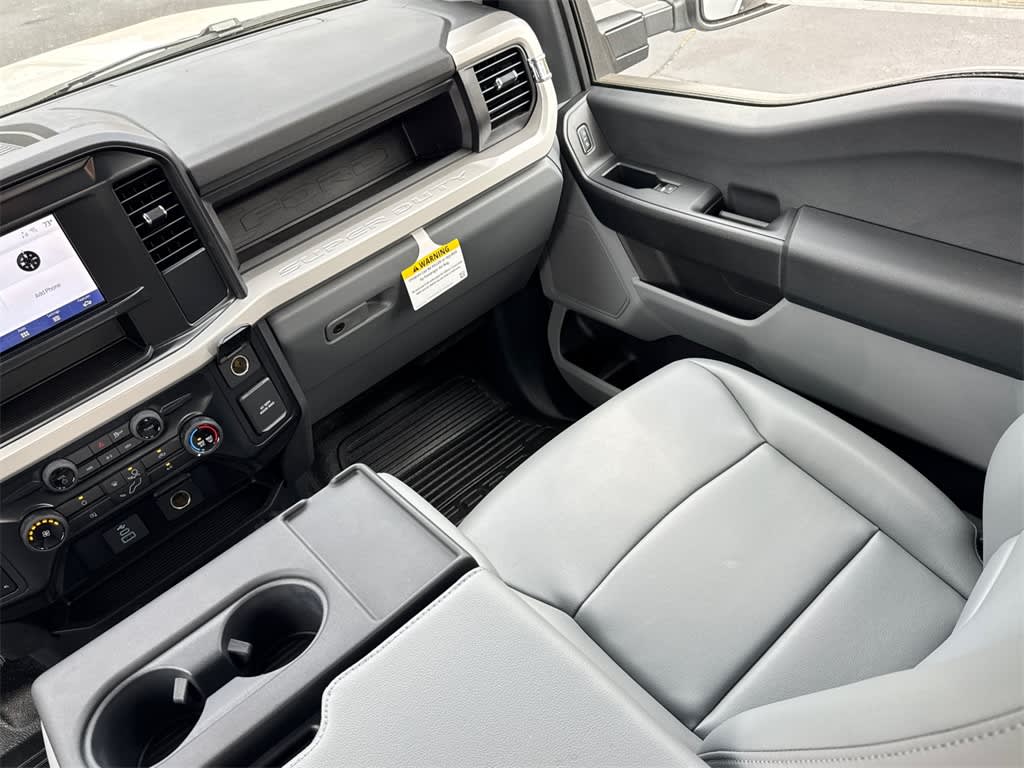 Thumbnail: 2025 Ford F-250 - 12