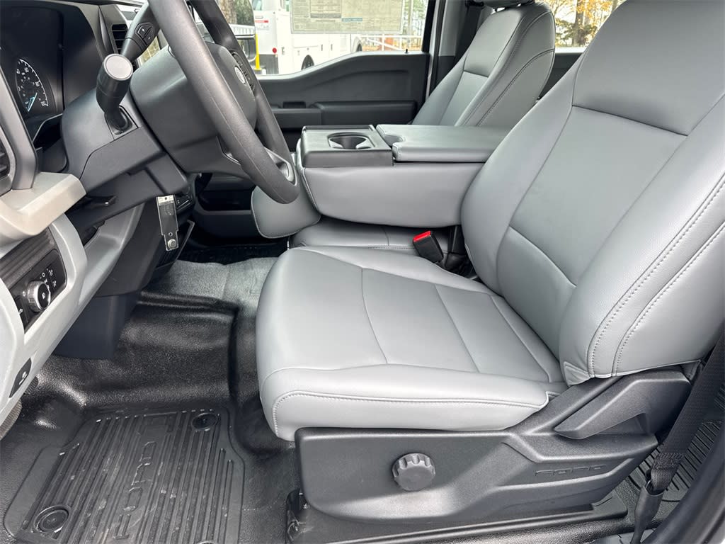 Thumbnail: 2025 Ford F-250 - 8