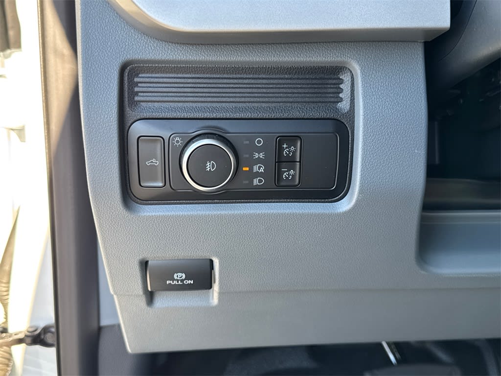 Thumbnail: 2025 Ford F-250 - 29