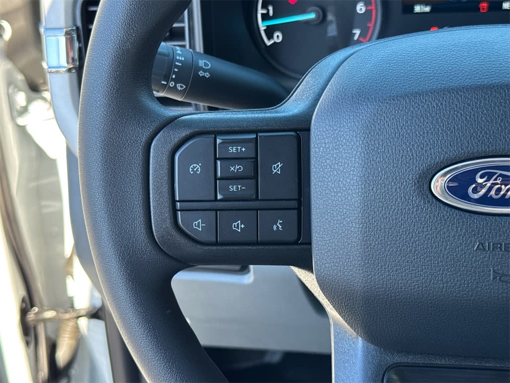 Thumbnail: 2025 Ford F-250 - 25