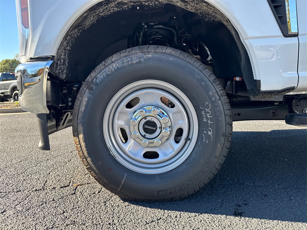 Thumbnail: 2025 Ford F-250 - 8