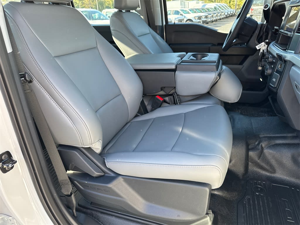 Thumbnail: 2025 Ford F-250 - 11