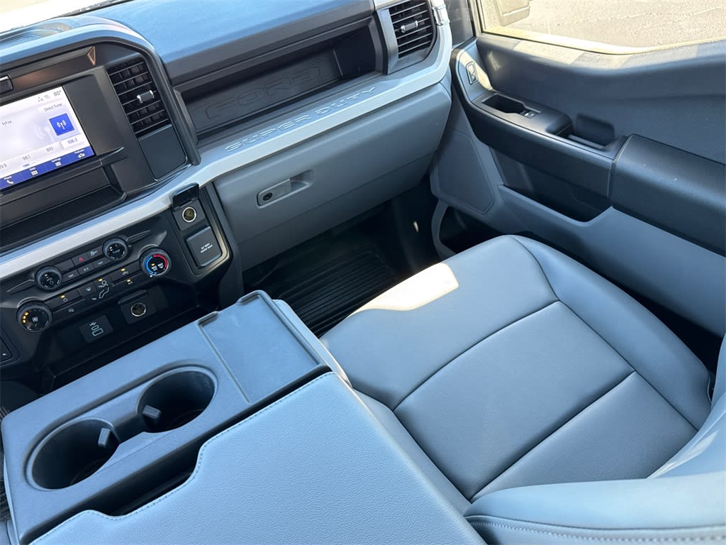 Thumbnail: 2025 Ford F-250 - 13