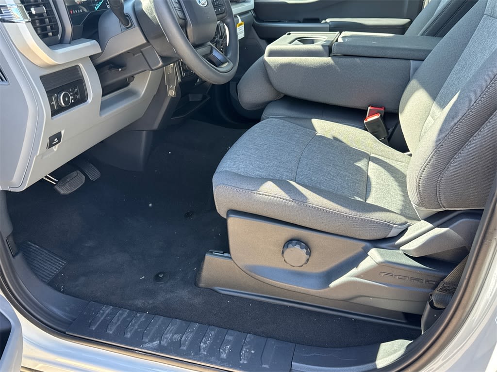 Thumbnail: 2026 Ford F-250 - 9