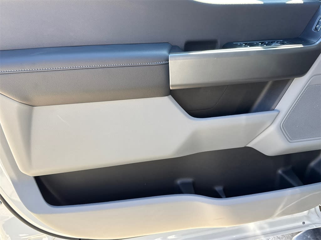 Thumbnail: 2026 Ford F-250 - 18