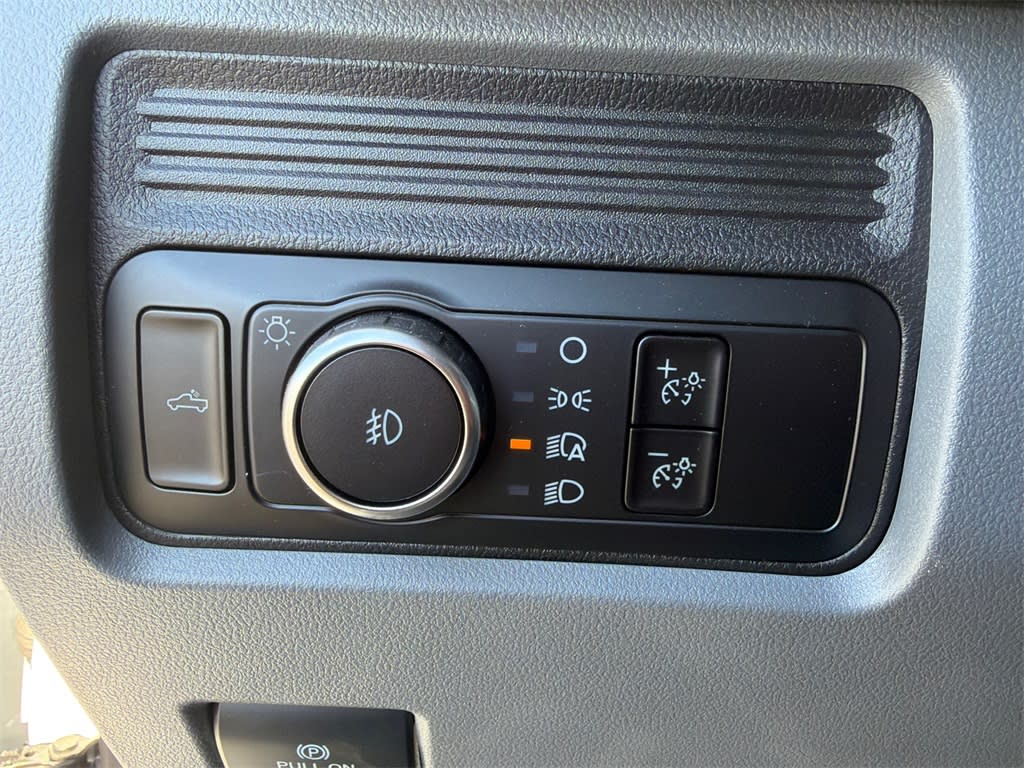 Thumbnail: 2025 Ford F-250 - 28