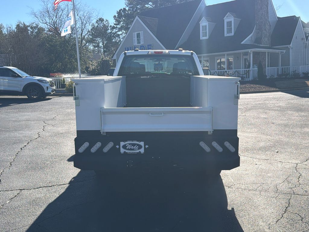 Thumbnail: 2025 Ford F-250 - 9