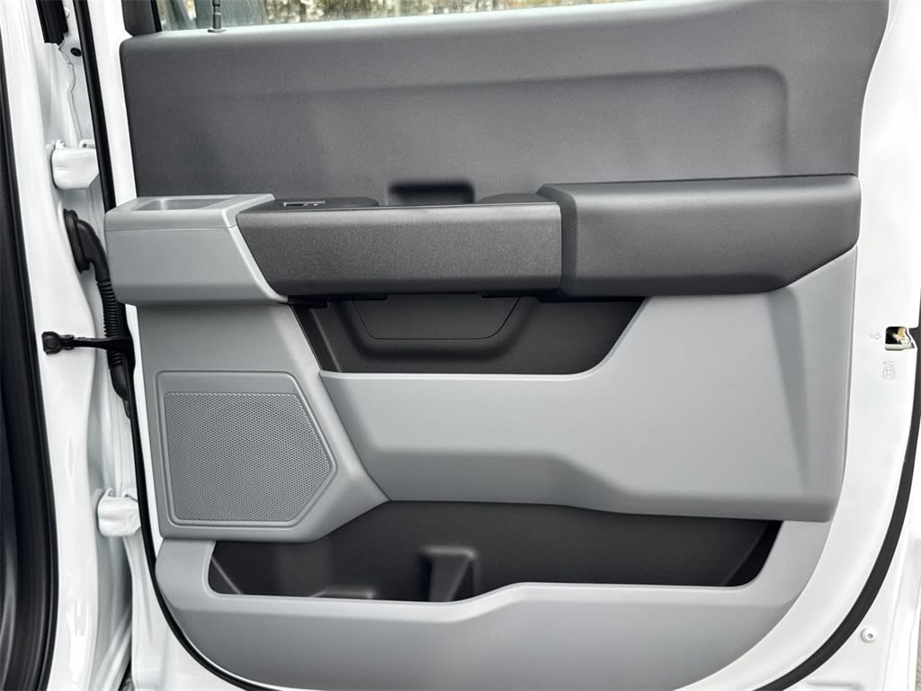 Thumbnail: 2025 Ford F-250 - 22