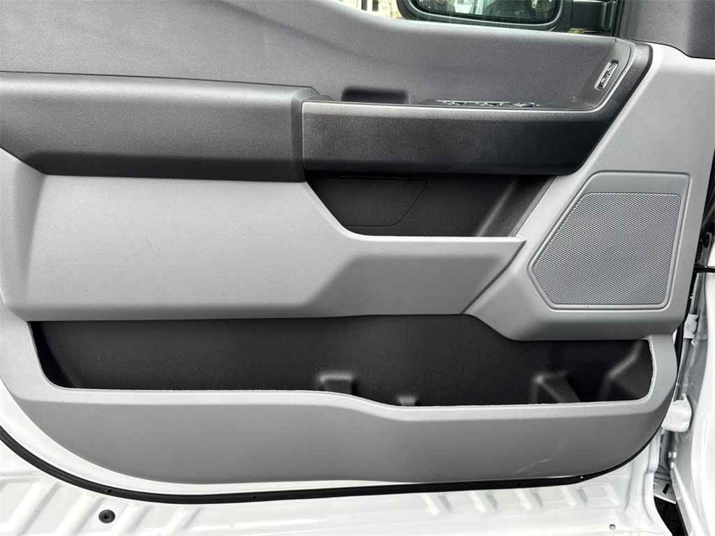 Thumbnail: 2025 Ford F-250 - 21