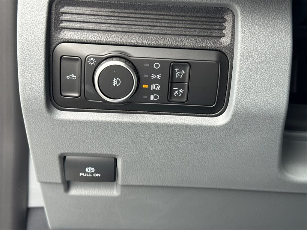 Thumbnail: 2025 Ford F-250 - 30