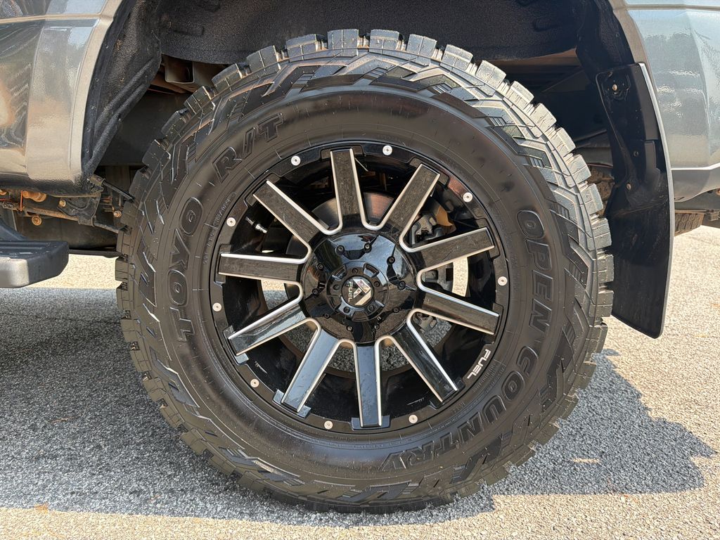 Thumbnail: 2019 Ford F-250 - 25
