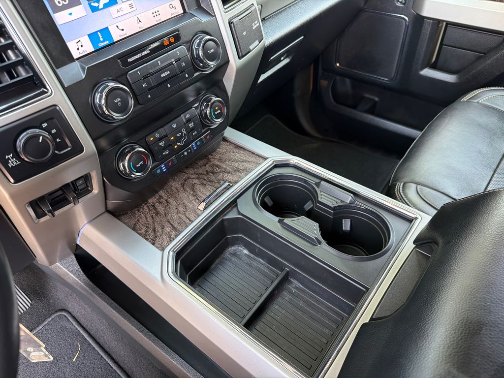 Thumbnail: 2019 Ford F-250 - 35