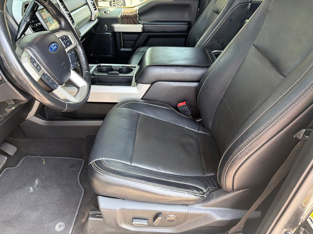 Thumbnail: 2019 Ford F-250 - 9