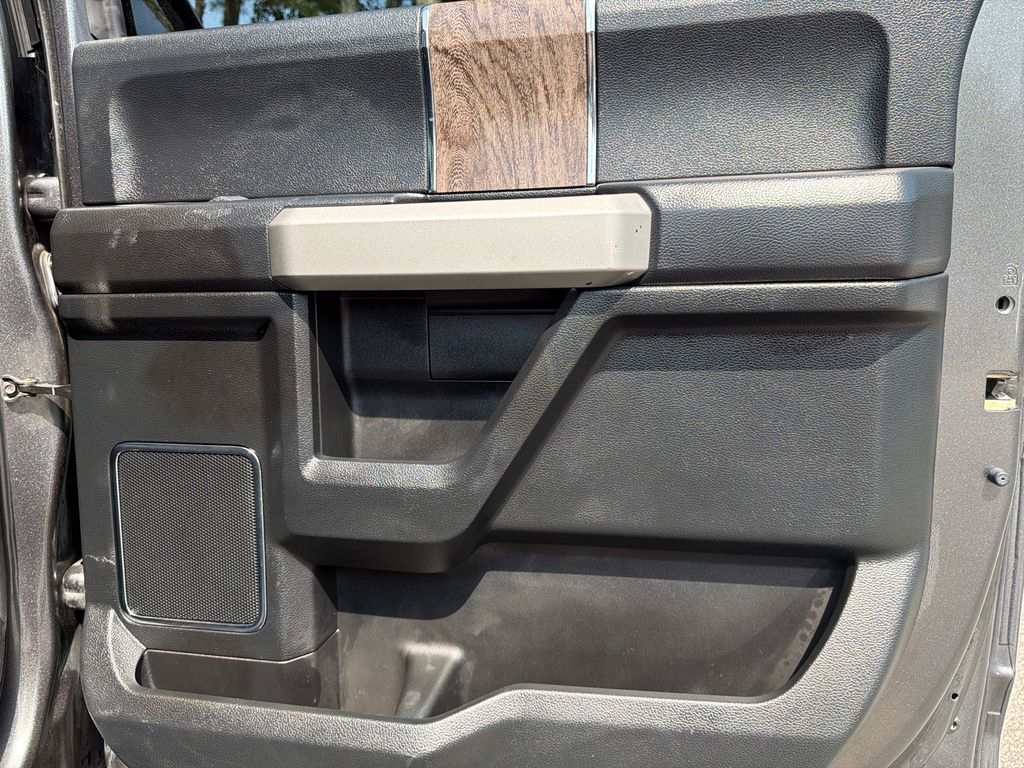 Thumbnail: 2019 Ford F-250 - 23