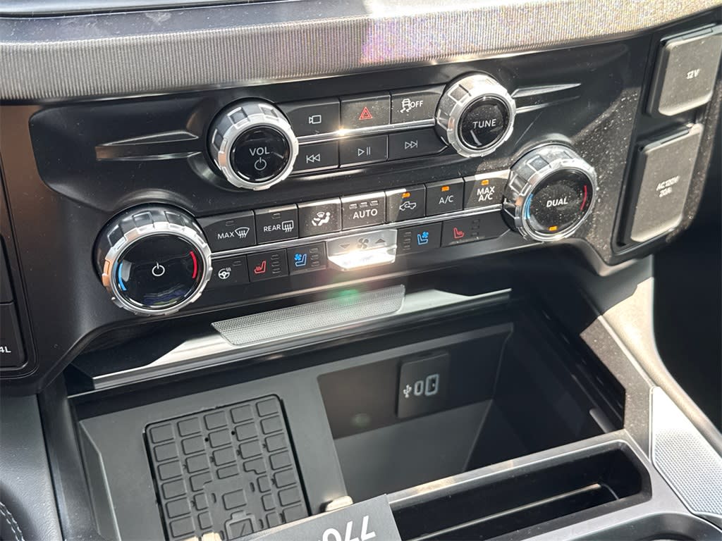 Thumbnail: 2025 Ford F-250 - 26