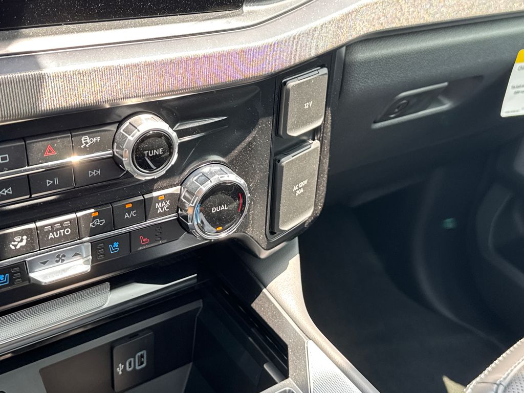 Thumbnail: 2025 Ford F-250 - 27