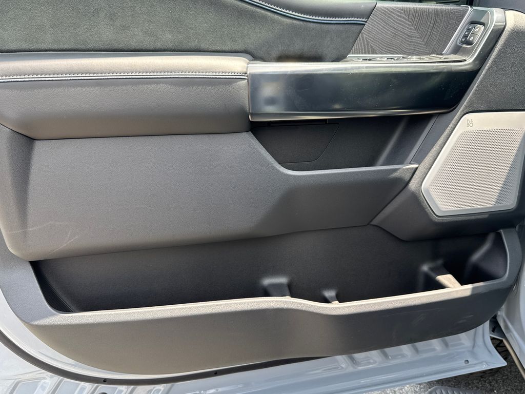 Thumbnail: 2025 Ford F-250 - 21