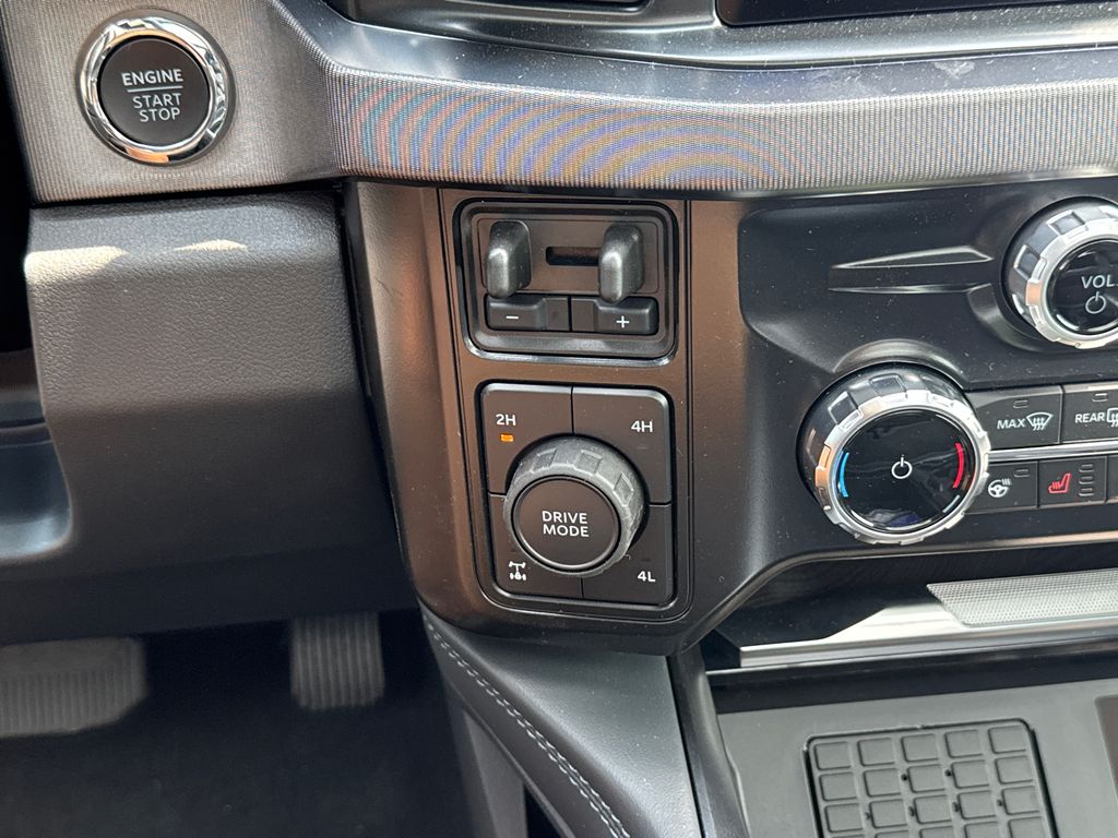 Thumbnail: 2025 Ford F-250 - 28