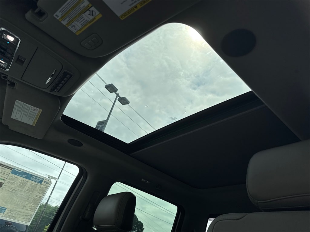 Thumbnail: 2025 Ford F-250 - 35