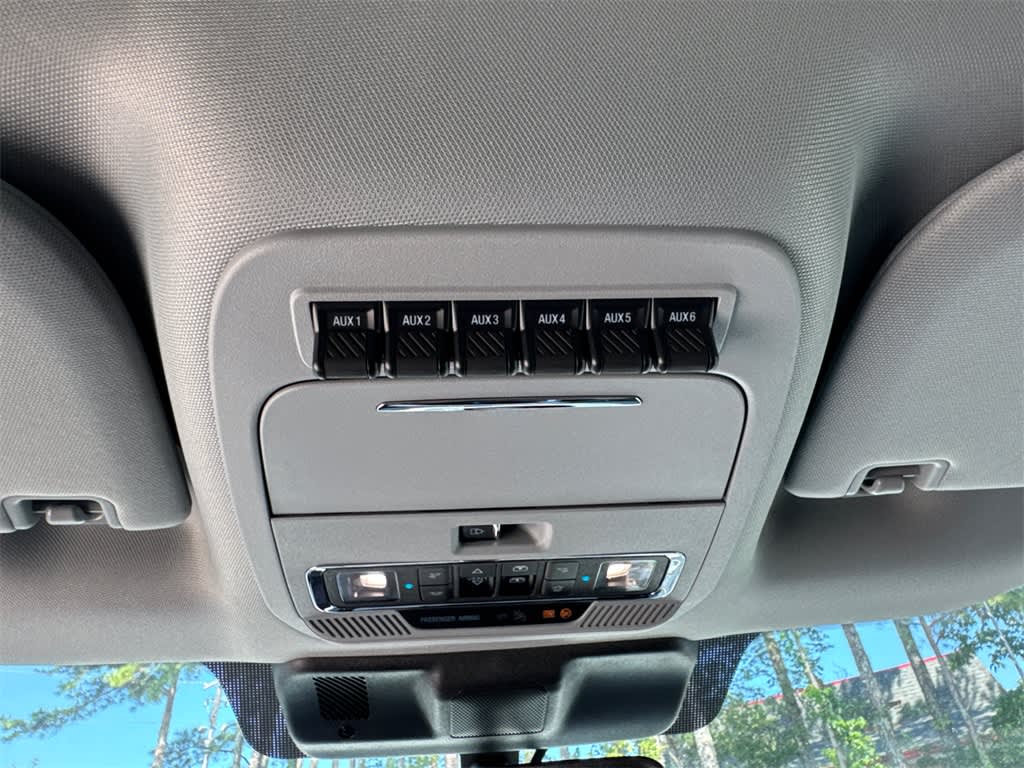 Thumbnail: 2025 Ford F-250 - 34